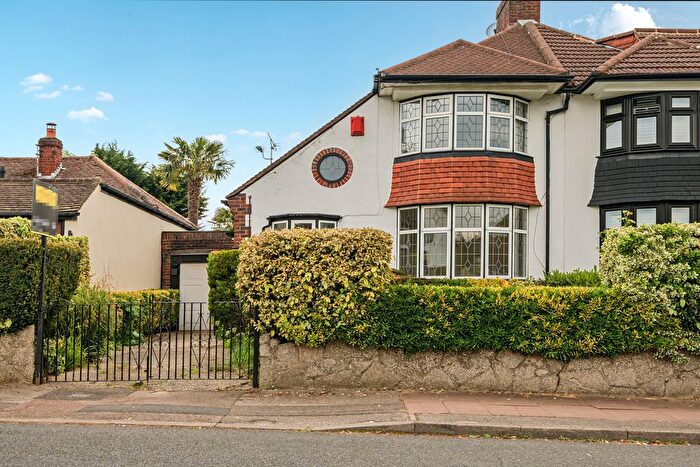 3 Bedroom Semi-Detached House For Sale In Forest Way, Orpington, BR5