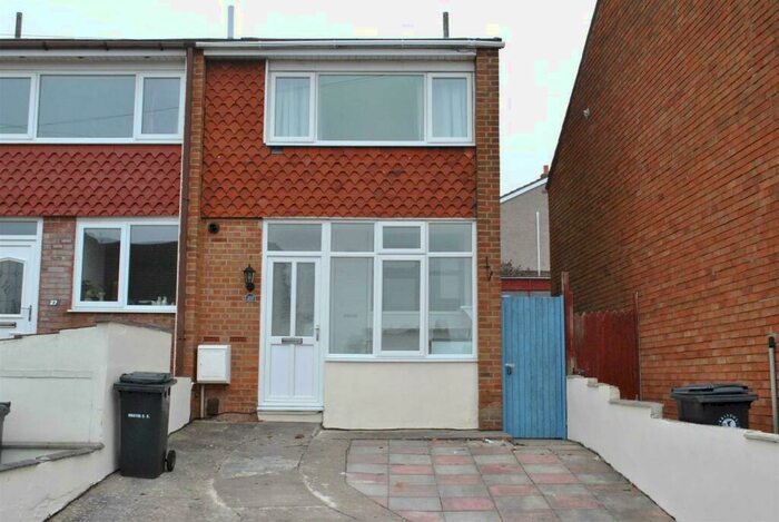 2 Bedroom End Of Terrace House To Rent In St Aidans Road, St George, Bristol, BS5
