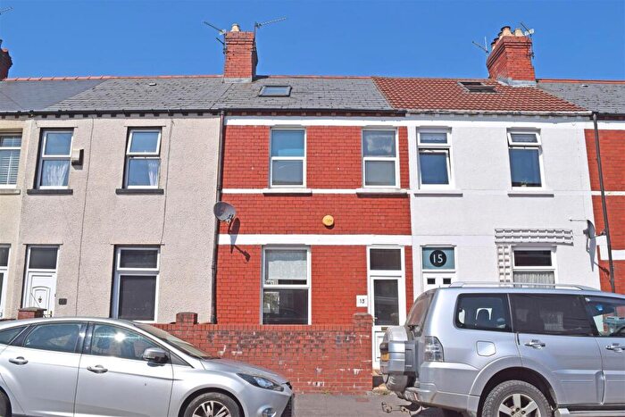 3 Bedroom Terraced House For Sale In Quentin Street, Cardiff, CF14