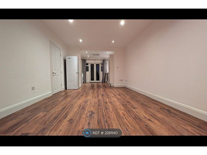 2 Bedroom Flat To Rent In Hindes Road, Harrow, HA1