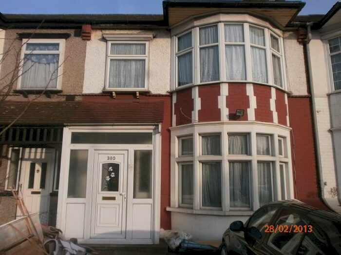 3 Bedroom Terraced House To Rent In Ley Street, Ilford, IG1