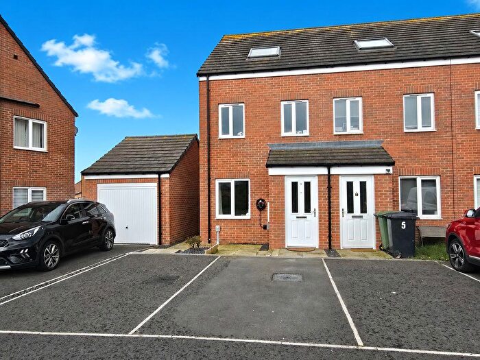 3 Bedroom Town House For Sale In Priary Dunes, Ashington, NE63