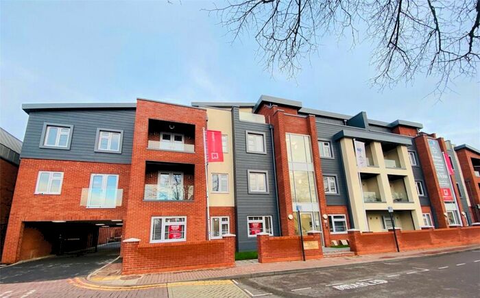 1 Bedroom Flat To Rent In Stratford Road, Shirley, Solihull, B90