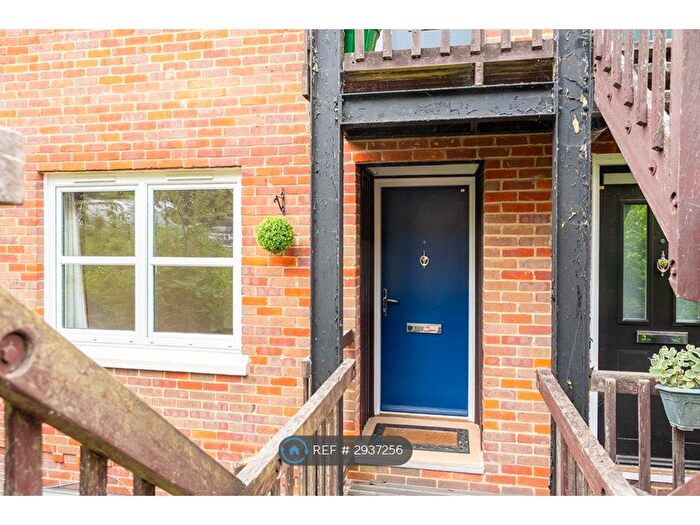 Studio To Rent In Church Lane, Hatfield, AL9