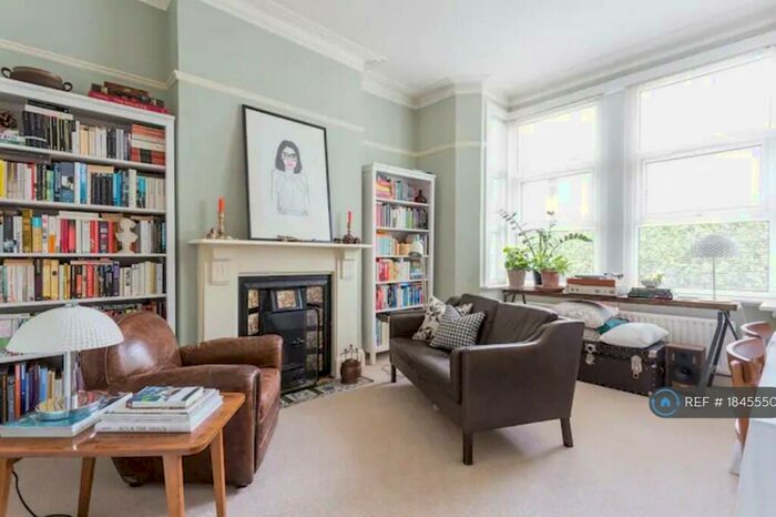 2 Bedroom Flat To Rent In London, London, NW10