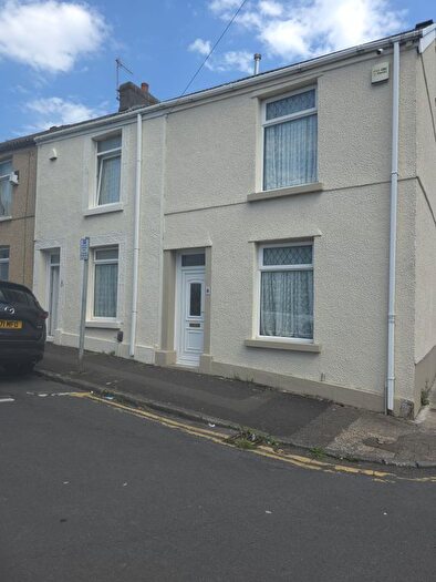 3 Bedroom End Of Terrace House For Sale In White Street, Swansea, SA1