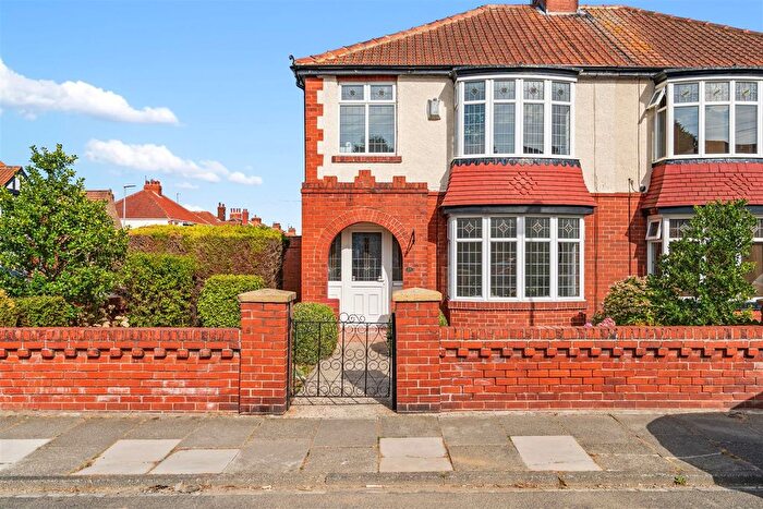 3 Bedroom Semi Detached House For Sale In Linden Grove, Hartlepool, TS26