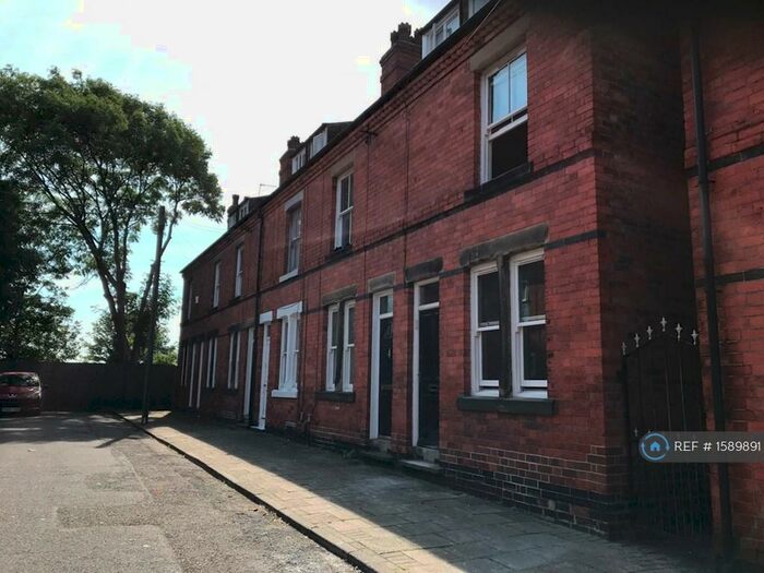3 Bedroom End Of Terrace House To Rent In Lord Street, Nottingham, NG2