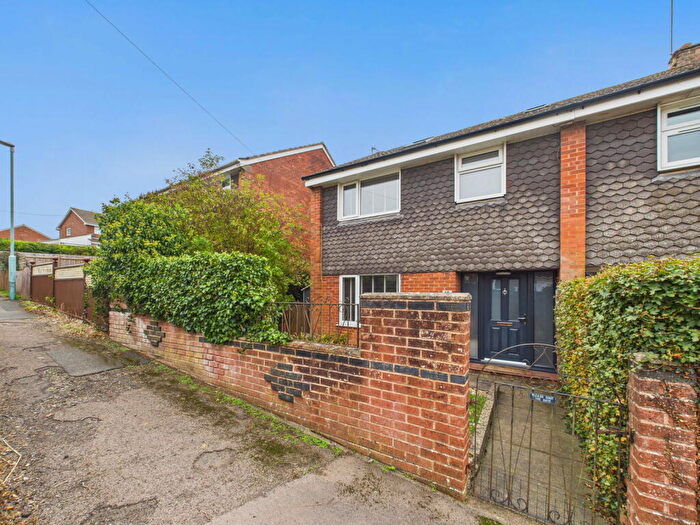 4 Bedroom Semi-Detached House For Sale In North Avenue, Drybrook, GL17