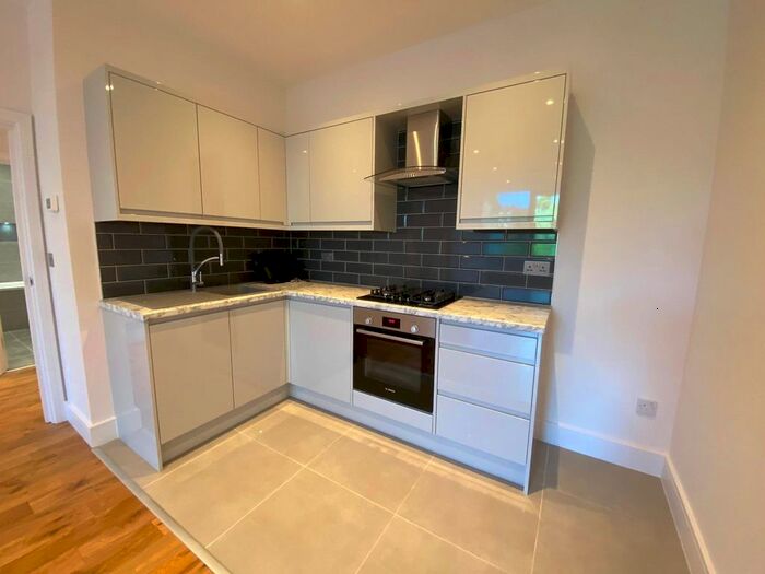 2 Bedroom Flat To Rent In Lavenir, Opladen Way, Bracknell, Berkshire, RG12