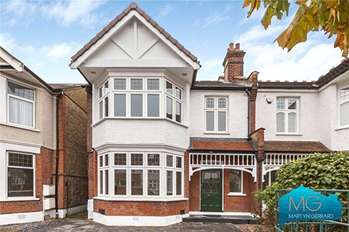 5 Bedroom Semi-Detached House To Rent In Pollard Road, Whetstone, London, N20