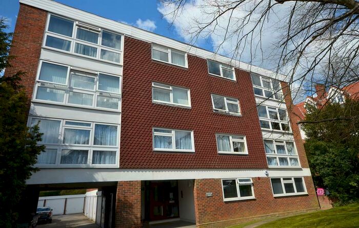 2 Bedroom Flat To Rent In Rowsham Court, South Hill Avenue, Harrow, HA1