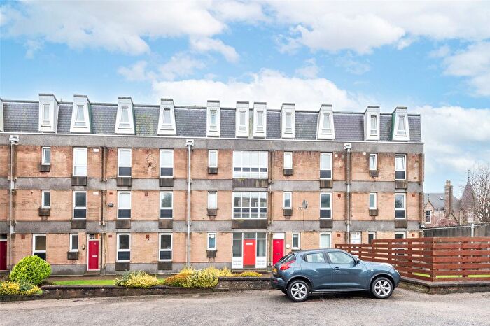 2 Bedroom Flat For Sale In Salisbury Court, Aberdeen, Aberdeenshire, AB10