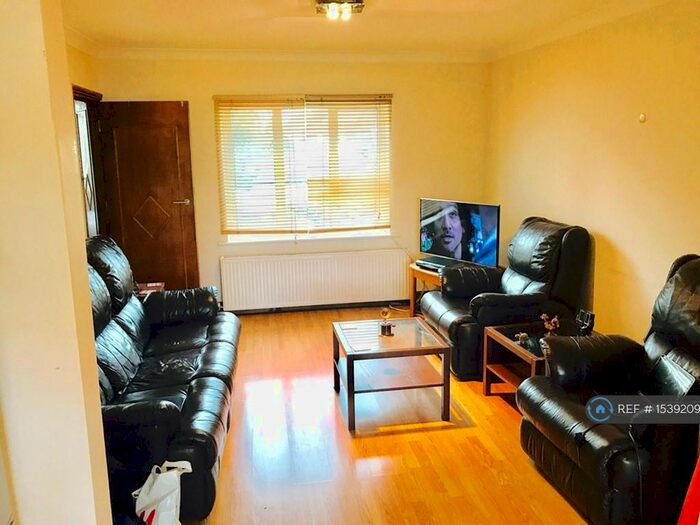 1 Bedroom Flat To Rent In Colindeep Lane, Hendon London, NW4