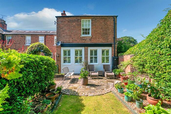 2 Bedroom Flat For Sale In Burgage Lane, Southwell, NG25