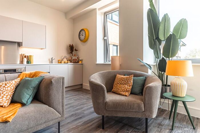 2 Bedroom Flat To Rent In The Saxons, LE1