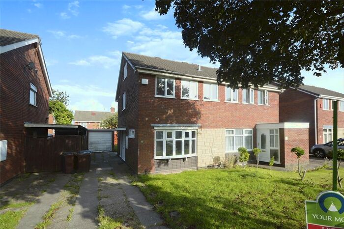 3 Bedroom Semi-Detached House To Rent In Wardlow Close, Wolverhampton, West Midlands, WV4