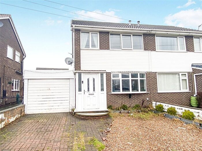 3 Bedroom Semi Detached House For Sale In Short Street, Dewsbury, WF12