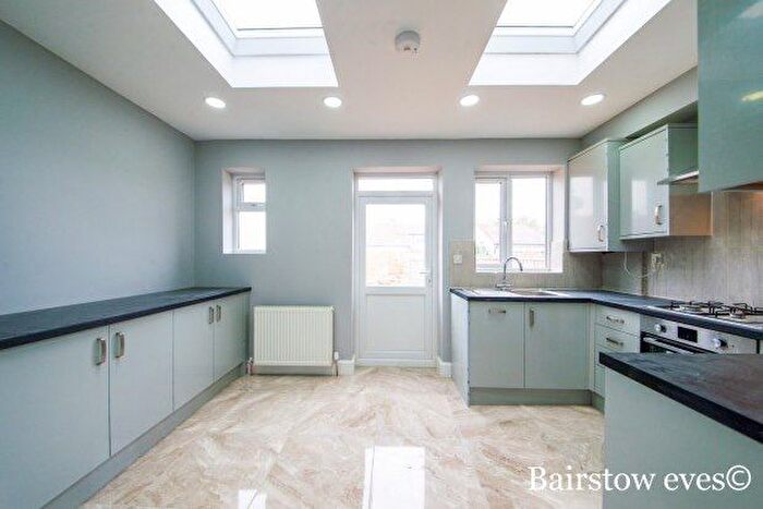 3 Bedroom Property To Rent In Linley Crescent, Romford, RM7