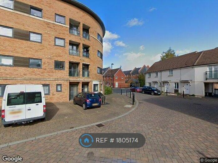 2 Bedroom Flat To Rent In Juniper House, Swindon, SN1