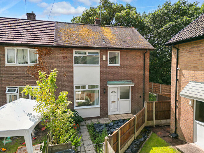 2 Bedroom Terraced House To Rent In Knowle Park, Cheshire, SK9