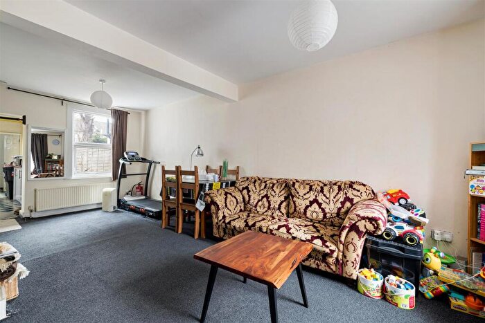 2 Bedroom Terraced House For Sale In Worcester Road, Manor Park, E12