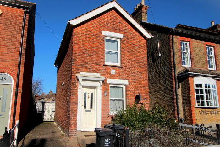 2 Bedroom Cottage To Rent In Allnutts Road, Epping, CM16