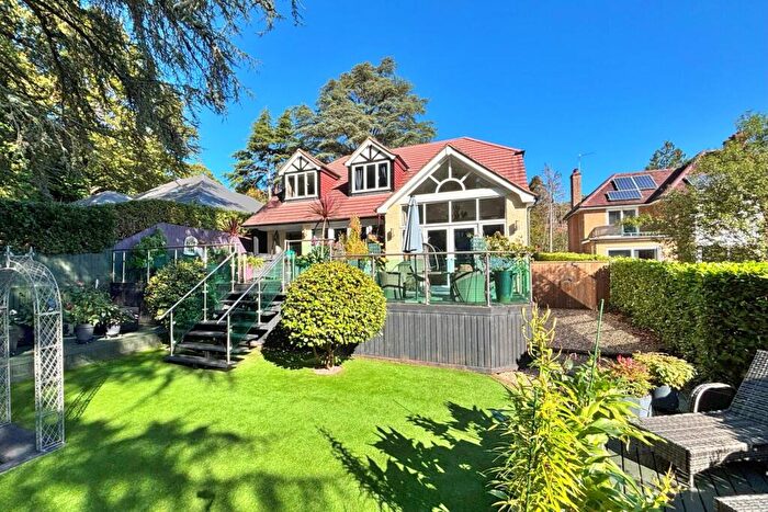 5 Bedroom Detached House For Sale In Springdale Road, Broadstone, BH18