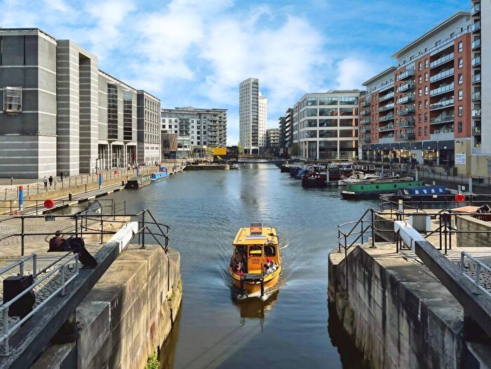 1 Bedroom Flat To Rent In Clarence House, The Boulevard, Leeds, West Yorkshire, LS10