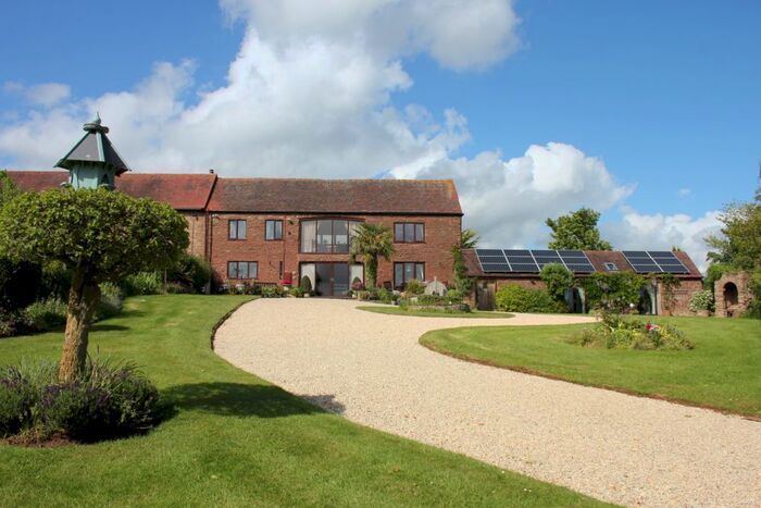 4 Bedroom Barn Conversion For Sale In Phocle Green, Ross-On-Wye, HR9