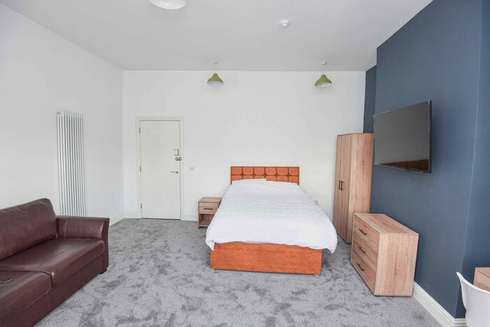 7 Bedroom Terraced House To Rent In Taswell Road, Southsea, PO5