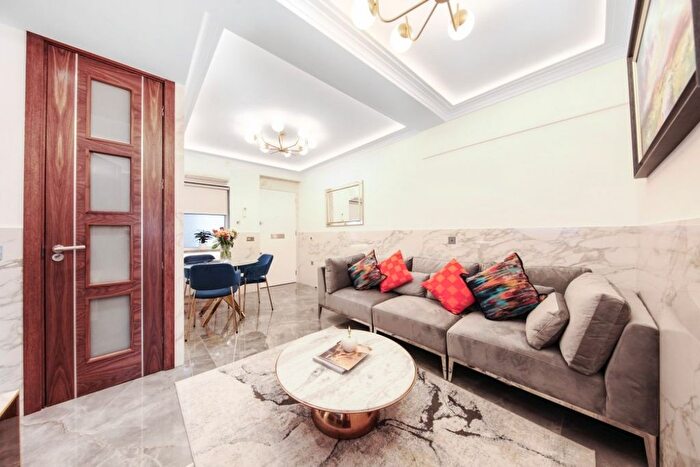 2 Bedroom Flat To Rent In Great Cumberland Place, London, W1H