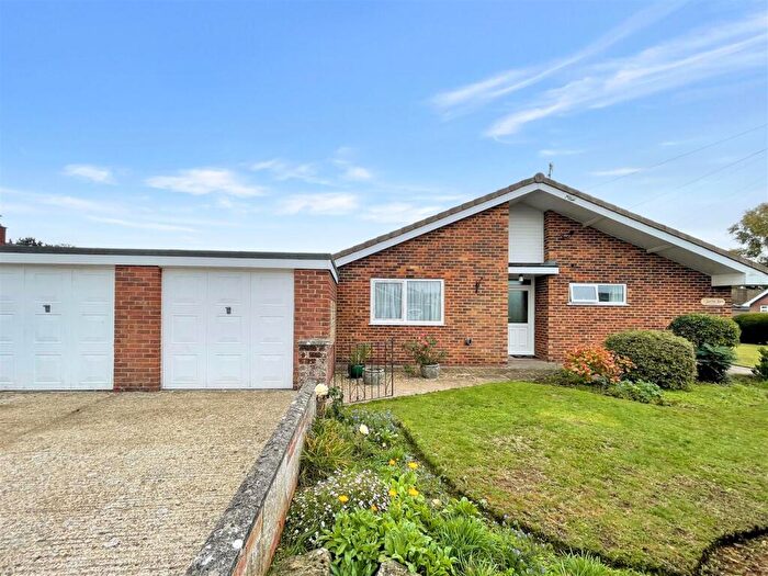 2 Bedroom Detached Bungalow For Sale In Capulet Road, Salisbury, SP1