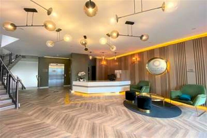 2 Bedroom Flat To Rent In The Circle, New Walk, Leicester, LE1