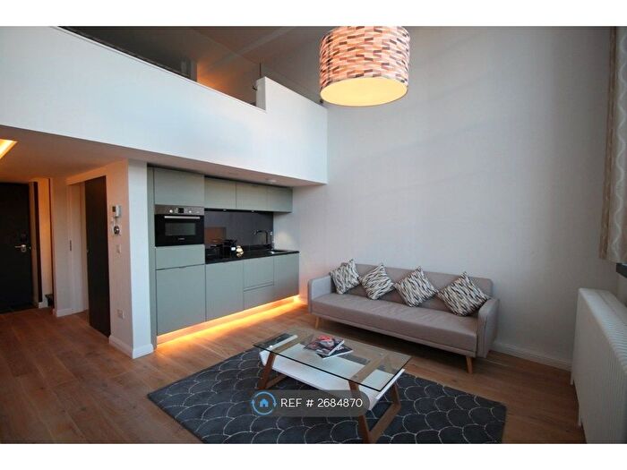 1 Bedroom Flat To Rent In Mcdonald Road, Edinburgh, EH7