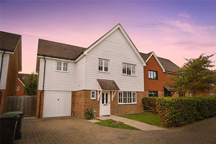 4 Bedroom Detached House For Sale In Manley Boulevard, Holborough Lakes, Snodland, Kent, ME6