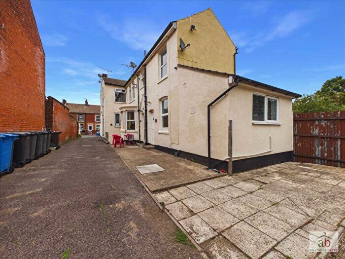 1 Bedroom End Of Terrace House For Sale In Spring Road, Ipswich, IP4