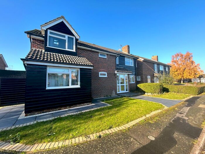5 Bedroom Detached House To Rent In Ash Grove, Capel St. Mary, Ipswich, IP9