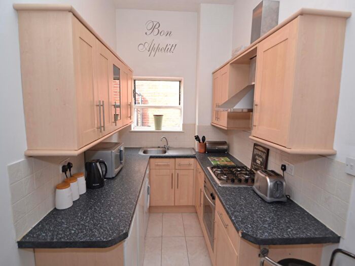 2 Bedroom Apartment To Rent In First Floor Flat St. Ursula Grove, Southsea, Hampshire, PO5