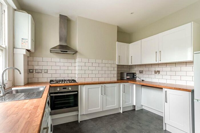 2 Bedroom Flat For Sale In Sandown Road, Brighton, BN2