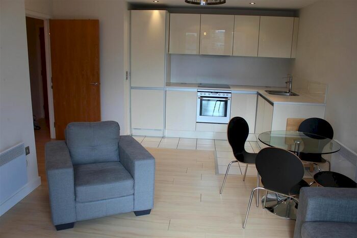 2 Bedroom Flat To Rent In Tempus Tower, Mirabel Street, Manchester, M3