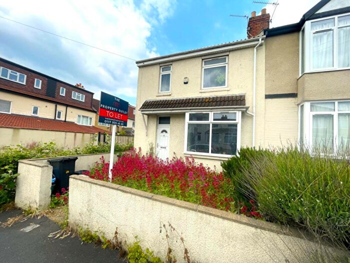 4 Bedroom End Of Terrace House To Rent In Keys Avenue, Horfield, Bristol, BS7
