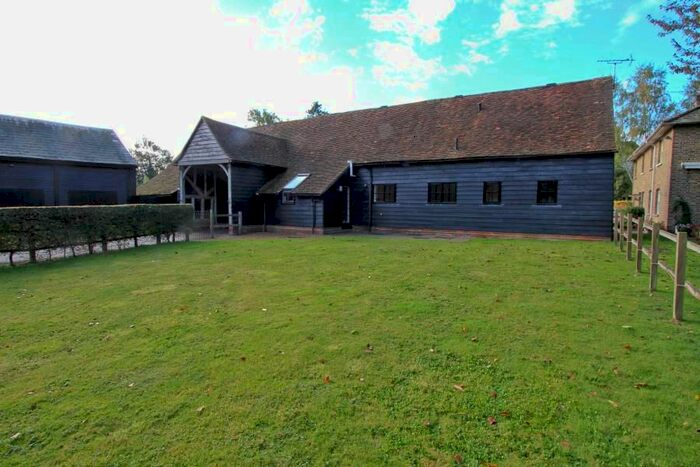 3 Bedroom Barn Conversion To Rent In Redhall Lane, Chandlers Cross, Rickmansworth, WD3