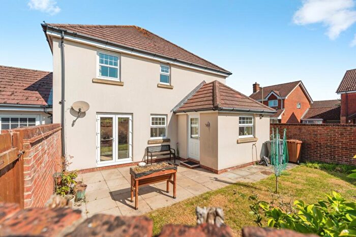 4 Bedroom Detached House For Sale In Oatlands, Romsey, SO51
