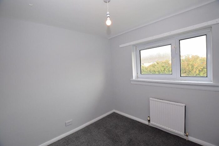3 Bedroom Terraced House For Sale In Dundonald Crescent, Irvine, North Ayrshire, KA11