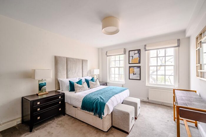 2 Bedroom Flat To Rent In Fulham Road, London, SW3