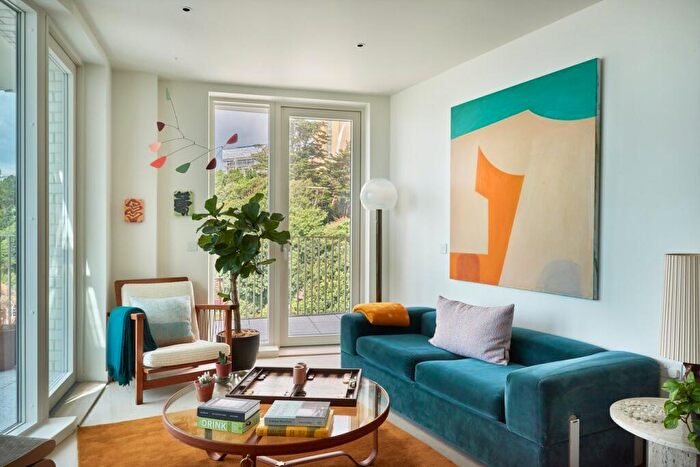 2 Bedroom Apartment For Sale In Shoreline Crescent, Folkestone, CT20