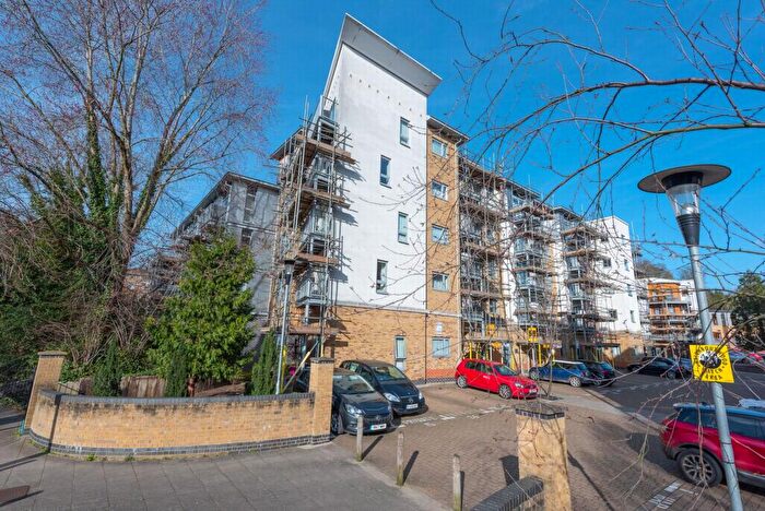 1 Bedroom Apartment To Rent In Coombe Way, Farnborough, GU14