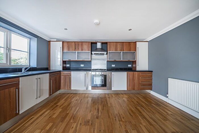 2 Bedroom Flat To Rent In Bethany Lodge, Devonshire Road, Bexleyheath, Kent, DA6