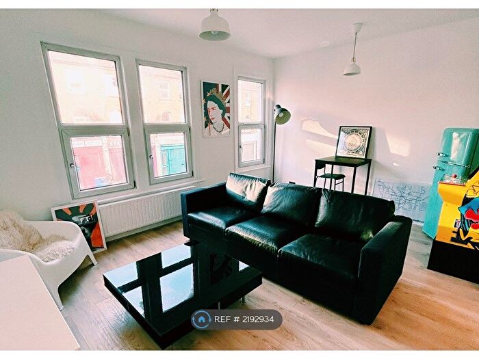 2 Bedroom Flat To Rent In High Road Leyton, Leyton, E15